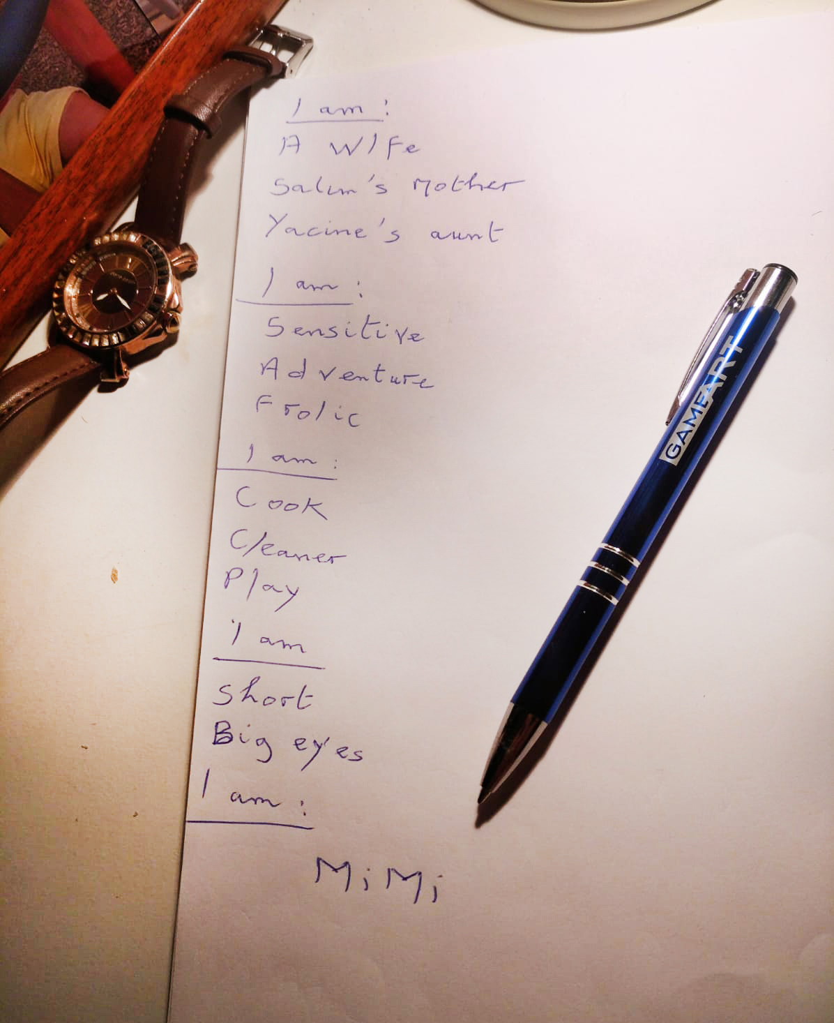 Mimi_self-retrato-foto-de-texto-escrito